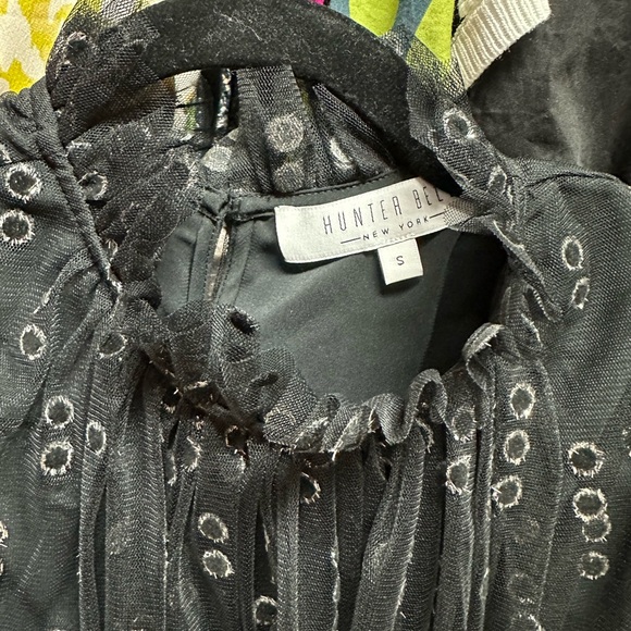 Hunter Bell Top - Picture 3 of 3